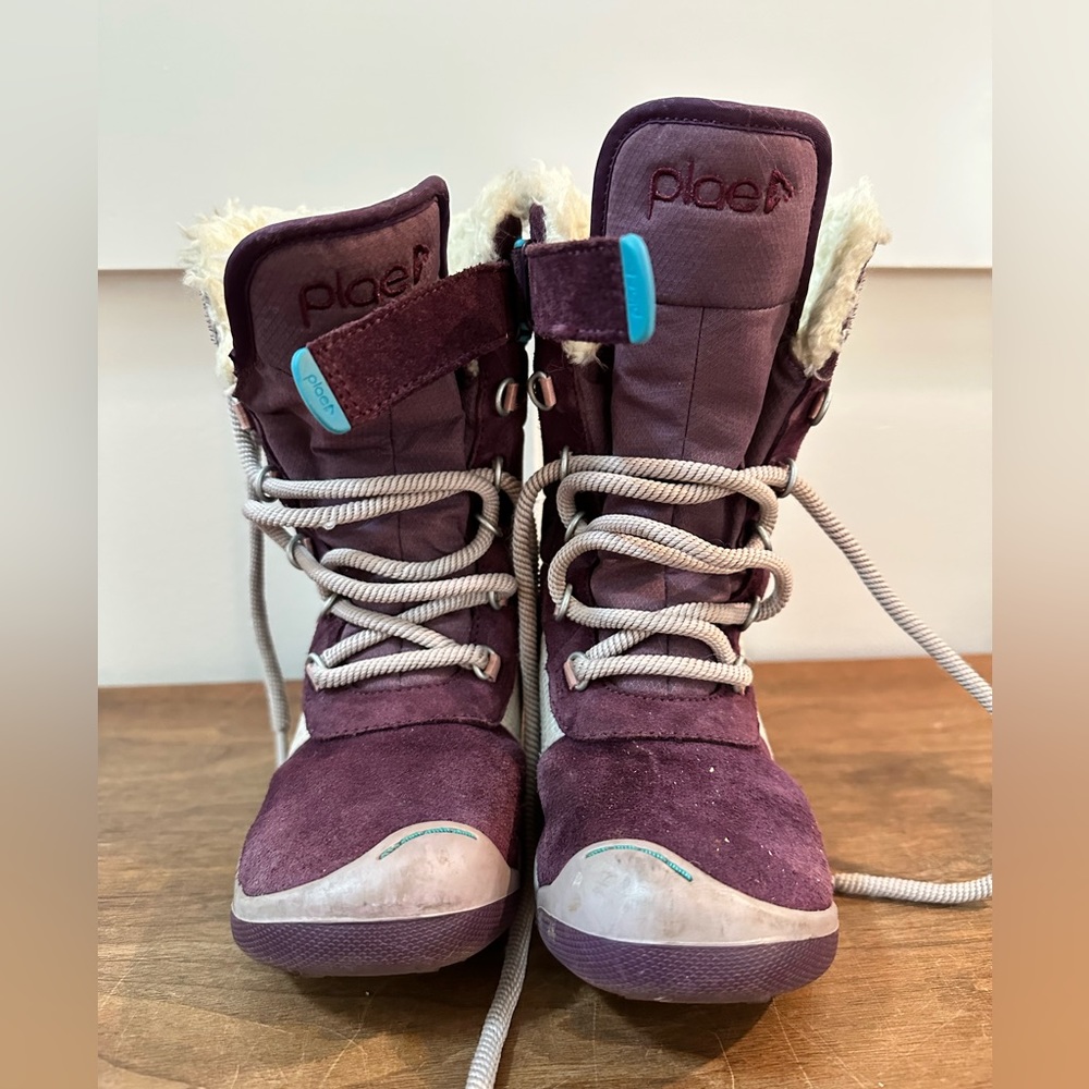 PLAE Jack Waterproof thinsulate lined boots size 9